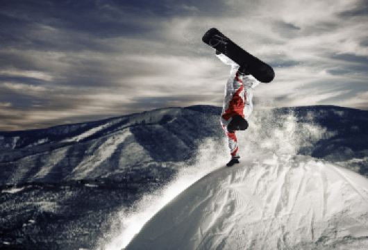 新疆乌鲁木齐度假南山大众滑雪场·多巴胺【三个集合点，三个返回点，铁路局/红山/七一酱园任选】