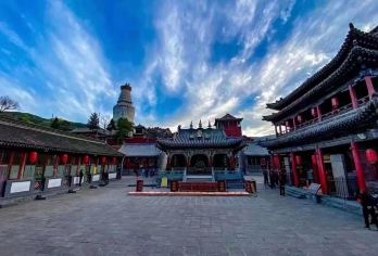 五台山五爷庙+殊像寺+龙泉寺一日游【忻州出发 上门接送】【[优选行程]空调大巴高速直达+转文殊塔369法轮祈福+享五台山功德+专线导游深度讲解。】