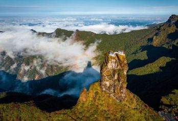 贵州铜仁梵净山+云舍一日游【8人内小团 碧江区酒店接送】【小车小团，自在出行，保证纯玩，深度体验】
