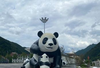 陕西汉中：佛坪山熊猫旅游区+龙头山+翻译/导游/包车游O【全程中文/英文/小语种服务，沟通无障碍，景点可调】