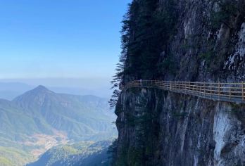 江西宜春：明月山+天沐温泉+中/英文导游/包车游O【全程中文/英文/小语种服务，沟通无障碍，景点行程可调】
