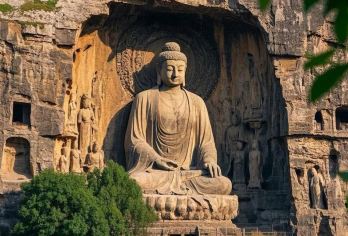 私享中/英文小团-龙门石窟+少林寺一日游【龙门石窟千年石刻瑰宝，少林寺禅武合一方外净土。双世遗经典联游，一次旅程领略河南文化双绝。】