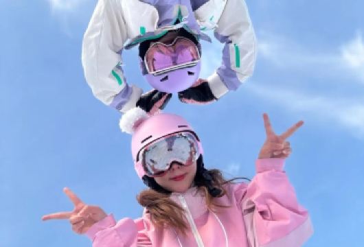 亚布力新体委滑雪场一日游西站免费接滑雪3h+装备+网红款雪服【项目含:亚布力新体委滑雪场滑雪3小时门票+网红款雪服+头盔+雪镜+雪板+雪仗+雪鞋】