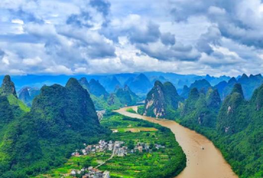 兴坪漓江+银子岩+遇龙河漂流一日游（私家团）【桂林山水、世外桃源、漓江、网红遇龙河、溶洞】