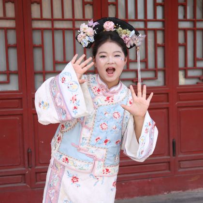 小河沿早市+小南天主教堂+沈阳故宫+张学良旧居+中街+九一八