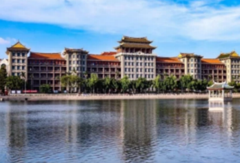 厦门集美学村陈嘉庚纪念馆【人工讲解服务 可选场次 可选时长】【[时长保障] 不会「水」时长，每一场讲解确保都足料足质。】