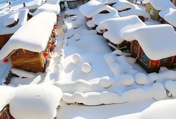 哈尔滨中国雪乡+大秃顶子山冰雪画廊一日游8人小团赠马拉爬犁【亚布力西站起止雪乡一日游’2025 全新升级‘自家车辆发团 不转卖团 全程无购物 无任何二次消费】