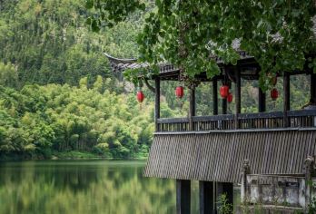 丽水：畲香古城+畲乡之窗+天空之城+云中大漈  景点可定制G【全程中文/英文/俄语/小语种服务，沟通无障碍，景点可调,多种车型可选】