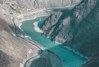 丽江古城+大研花巷+四方街+金沙江观景台一日游可英文服务【可提供英文及小语种导游服务-往返接送-可选导游-可代订门票】