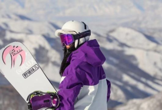 【上门接送】可三选二：长白山大泉河漂流+璞悦温泉+红松王滑雪【可上门接送，五星客服下单后即刻对接安排行程[消费透明]】