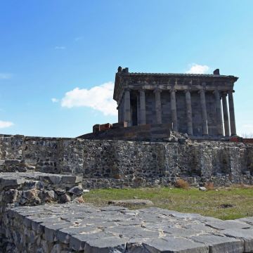 加尼神庙+霍尔维拉普+埃奇米阿津主教座堂一日游