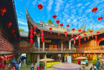 三坊七巷+林则徐纪念馆+上下杭+烟台山公园+南后街一日游【中国都市现存的一块“里坊制度活化石”闽都名人聚集地—三坊七巷，中式古厝和西式建筑的融合—烟台山公园】