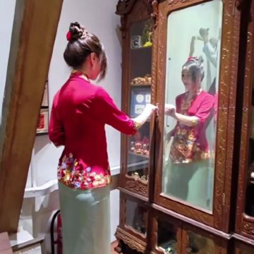 槟城历史体验馆(体验穿娘惹服)+龙山堂邱公司+观音亭半日游