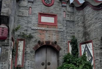 成都出发：安仁古镇一日游（建川博物馆 + 刘氏庄园深度游）【景点可选|可选英文导游|专车接送|行程可调|可定制行程】