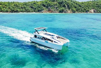 敦沙卡兰海洋公园一日游 主推懒猫自营豪华游艇明星同款【闻名遐迩的海洋公园，拥有马来西亚大珊瑚群，无数神秘而美丽的水下生物】