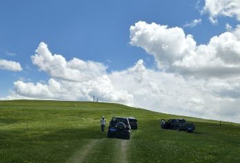 穿越原始森林+辉腾锡勒草原+乌兰哈达火山【自驾穿越，】