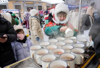 人间烟火气哈尔滨本地人早市+太阳岛+极地公园一日游【专车接送/行程可定制】