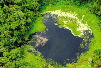 火山口+七色土+圣水湖+黑河谷【2人起订】传统南部一日游【火山口+七色土+圣水湖+黑河谷观景台】