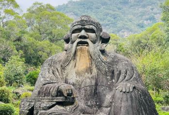 厦门往返|清源山+泉州开元寺+南少林寺+晋江梧林传统村一日游【品质出游】