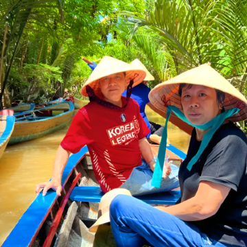 湄公河三角洲一日游：划舢板 - 聆听传统民间音乐 - 永庄寺
