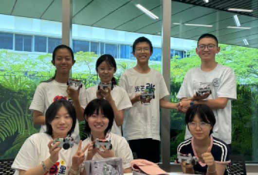 新加坡国立大学探校游 深度体验名校【在校生领队  2人开团】【已被 1W+ 客户选择，与国立大学在读学生面对面交流，第一手了解他们的学习路径与成长故事】