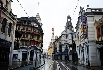 上海朱家角古镇+上海影视乐园一日游【专车接送|行程可调|可定制行程】