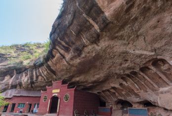 赣州古浮桥+八境台+蒋经国旧居+郁孤台+通天岩【包车游】【[古浮桥]始建于宋乾道年间，已有800多年历史】