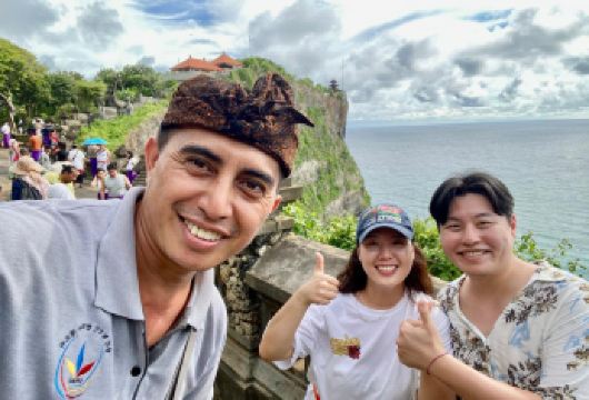 乌布金塔马尼一日游，配备韩语司机【每日观光游，配备专业韩语司机，全程8小时，包含车辆、韩语司机及行程中所列景点门票。 为韩国游客安排韩语司机的当日游，让旅途愉快，沟通顺畅，还能轻松讨论任何心仪的目的地。 我们的司机学习韩语已有十年之久，精通韩语，因此他们了解韩国客户的需求。】