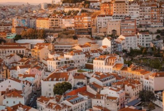 葡萄牙里斯本【包车一日游】经典全景线.历史七丘与河滨风情【专属包车服务，免除您凌晨拼车、长时间等待的困扰。专业司机熟悉路线，安全舒适，让您将全部精力专注于感受】