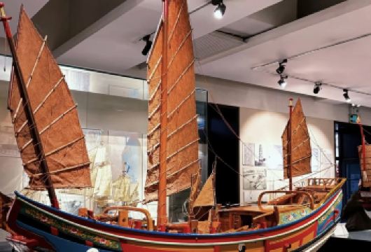 【上海交通 2小时讲解十人小团】或【徐汇等校区 自由行】【[特别提醒]自由行产品、12周岁 含12周岁以下不要拍、跟随成人入校即可。】