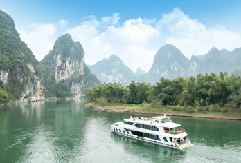 漓江三星游船/四星游船+二十元背景图+九马画山半日游【纯玩】【[亮点一]漓江三星游轮/四星游轮（约4小时）、九马画山、20元背景、甲天下风光等一船赏尽！】