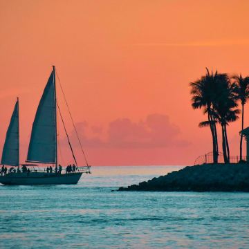 【中文司机包车游】美国迈阿密海明威故居+基韦斯特岛+七英里桥