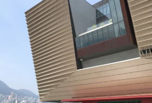 香港故宫文化博物馆+西九龙文化区【7小时包车-可自定义行程】【司机专业​：本地司机熟悉路况及景点，节省时间】