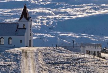 冰岛雷克雅未克-雷克雅内斯半岛路线+可多日包车【精选老司机】【包车一日游，解锁旅行新方式！独立车辆配备经验丰富的老司机，为您量身打造专属行程。】