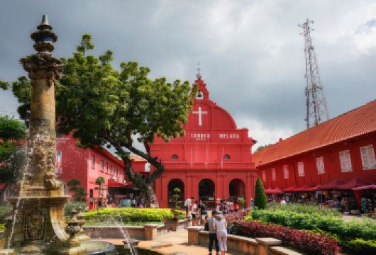 马来西亚-吉隆坡+独立广场+国油双峰塔【包车游/华人司机】【体验当地深度玩法，不再千篇一律 时间自由搭配组合，一日半日随心所欲！】