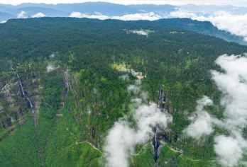 瓦屋山风景区一日游【成都周边游 真纯玩】【金秋游瓦屋山 成都周边游，打卡兰溪绝壁、半山画廊】