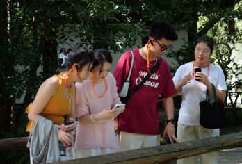 蜀小匠·成都杜甫草堂1.5H精讲含门票（送仙桥游览不含讲解）【专业导游带您探访杜甫故居，讲述诗史人生，感受千年文豪情怀】