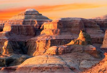 世界魔鬼城/艾里克湖/黑油山一日游【6人以下小团】【6人以下小团拼车，自由随心；】