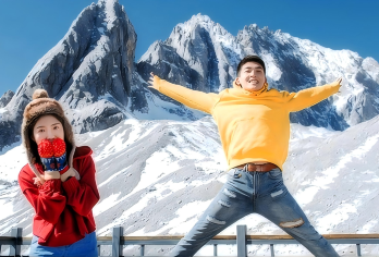 昆明轿子雪山一日游【市区接送+出发游览时间自定+专职司兼导】【纯玩无购物、出发时间您定，游览时间自由，根据游客人数和要求安排车型】