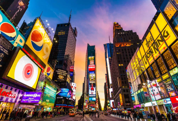 纽约中城包车深度游】航母博物馆+高线公园+时代广场+帝国大厦【[包车10小时中文服务]-只包车-不拼车-不组团-下单后一对一专属客服服务】