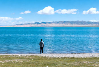 青海湖+日月山一日游【晚出发精品小团 可选】【1，达人带队，精选线路，深度体验，创新玩法，贴心管家！】