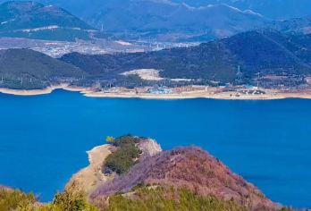 金海湖徒步栈道1日游【8km徒步+小众路线+俯瞰金海湖】【赏京郊湖光山色】