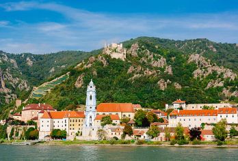 奥地利瓦豪河谷+梅尔克修道院一日游|含多瑙河游船或修道院参观【游览被列入世界遗产的瓦豪河谷，欣赏多瑙河美景与乡村风情！】