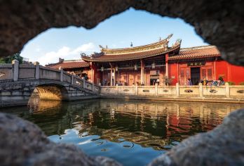 揭阳古城+揭阳学宫+黄满寨瀑布一日游【上门接送+不含门票】【[品质优选]安排本地优质司机，热情友善，熟线路，带避坑，懂美食，全程保驾护航】