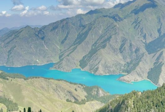 天山天池半日游【包车游】【1，达人带队，精选线路，深度体验，创新玩法，贴心管家，摄影帮手，路上美景随走随停！】