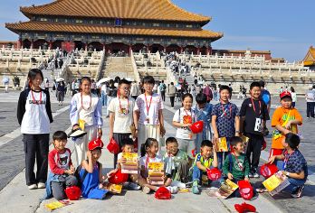 故宫博物院(5-15岁)儿童研学独立营·研学手册·赠研学大礼【品牌研学团老师带领小朋友深度探索故宫 动脑动手学习书本外知识】