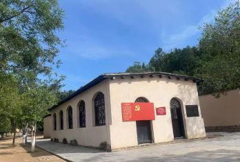 西柏坡景区+赵州桥+柏禅林寺1日【二环内上门接送】【[贴心服务]：多种车型，石家庄市区二环内免费上门接送】