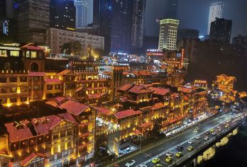 重庆长江索道+李子坝轻轨穿楼+洪崖洞夜景等包车一日游【夜色专线，魔幻山城】