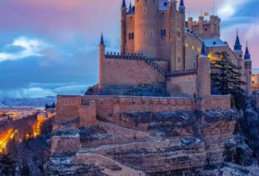 西班牙 马德里-塞戈维亚一日游（可定制周边游）【专属客服和本地中文司机，一家一团包车】