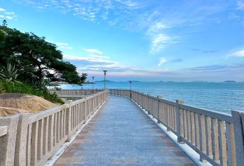 漳州东山岛+鱼骨沙洲+南门湾+苏峰山环岛公路+岩雅古村一日游【厦门上门接送｜纯玩无购物｜可定制私家团】